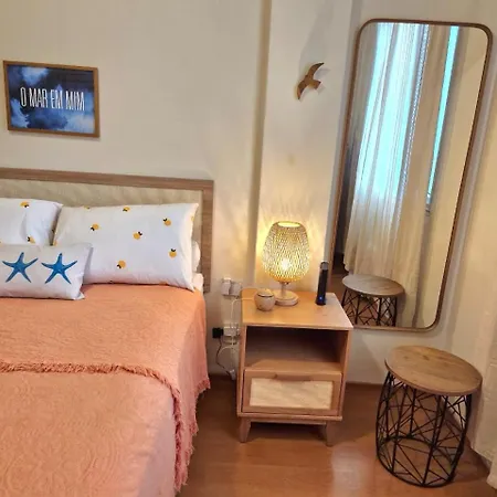 Sunny Stay In Copacabana - Steps From The Beach-2